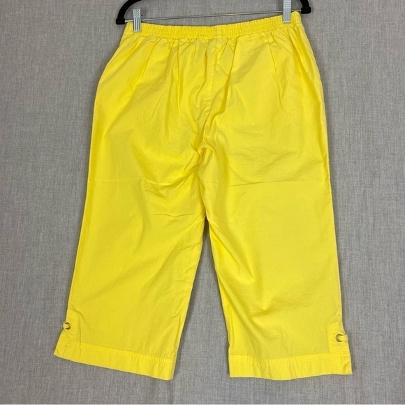 Alfred Dunner Capris Sz 12P Cotton Lightweight Pull On Elastic Split Hem - Picture 2 of 5